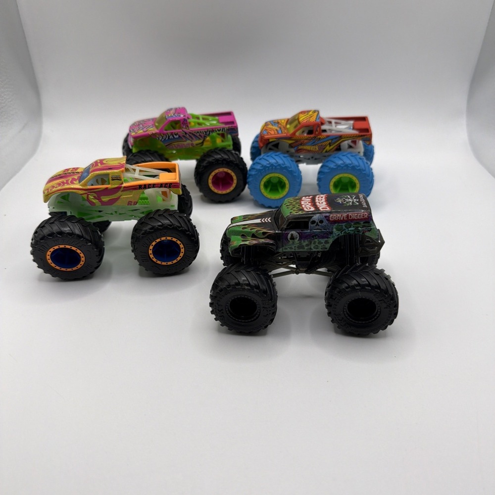 Hot Wheels Monster Trucks Lot 4 Grave Digger Bone Shaker Diecast Cars